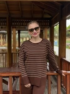 Kahve çizgili triko takım