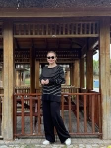 Siyah çizgili triko takım