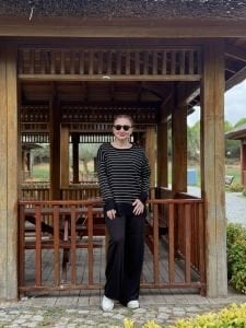 Siyah çizgili triko takım