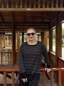 Siyah çizgili triko takım