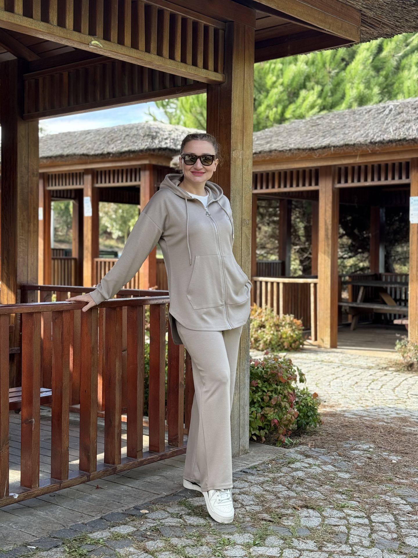 2263 Oysho takım fermuarlı taş