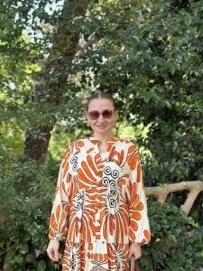 Krem-turuncu hawai Katleya elbise