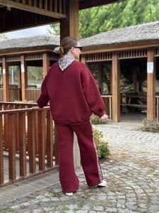 Yaka Fularlı Eşofman Takımı Bordo