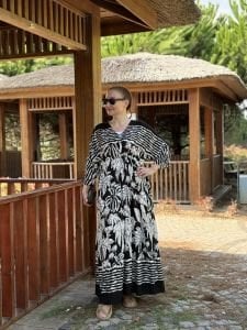 Siyah beli büzmeli viskon elbise