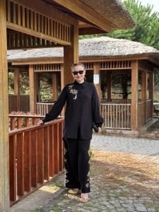 Siyah Viskon pullu nakışlı Takım