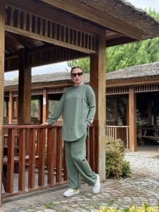 Ayışığı Oysho takım Çağla