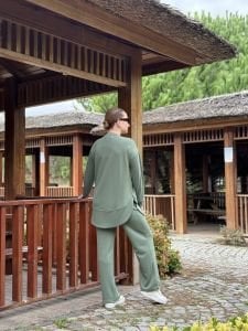 Ayışığı Oysho takım Çağla