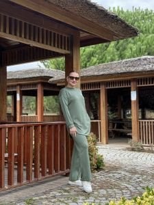 Ayışığı Oysho takım Çağla