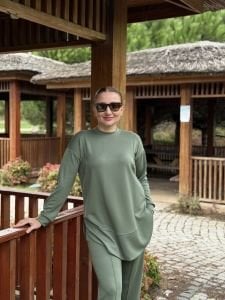 Ayışığı Oysho takım Çağla