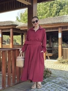 Kemerli tensel gömlek elbise bordo