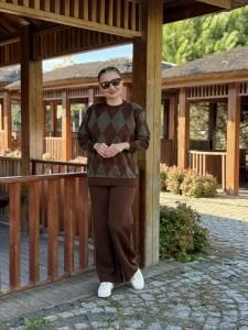 Baklava triko takım kahve