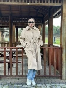 Belden bağlamalı düğmeli Kaşe Kaban bej