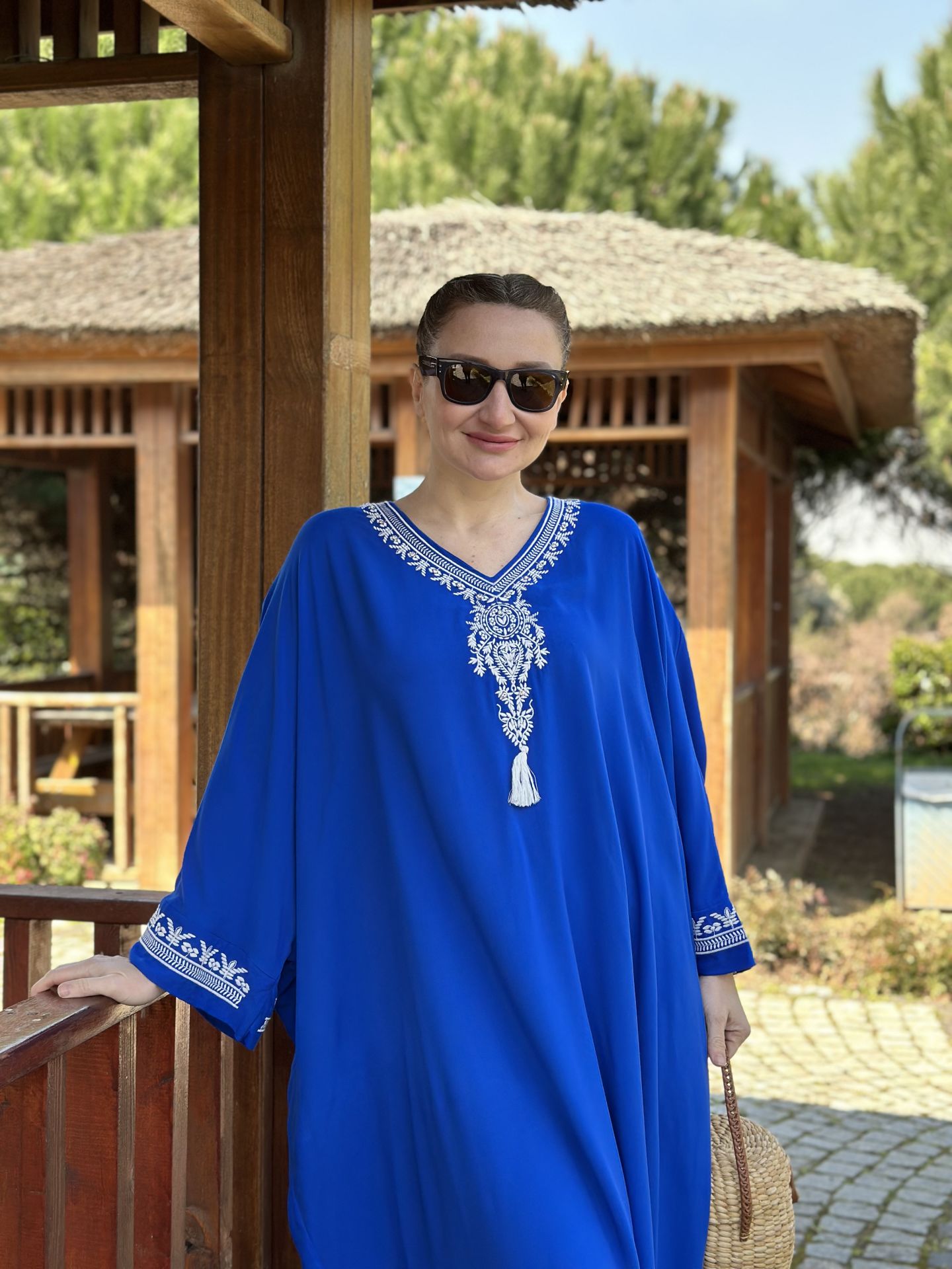 V yaka geniş kalıp elbise 2018 saks