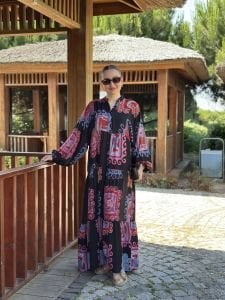 Desenli siyah viskon katleya elbise
