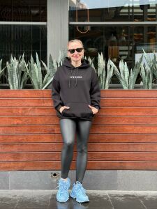 Siyah soho kapüşonlu sweatshirt