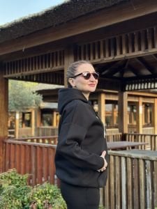 Siyah gap kapüşonlu sweatshirt