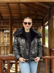 Kürk yakalı astarlı kapitone mont siyah