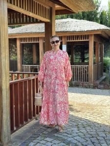 Pembe Nora modal tensel katleya