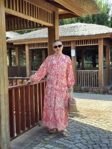 Pembe Nora modal tensel katleya