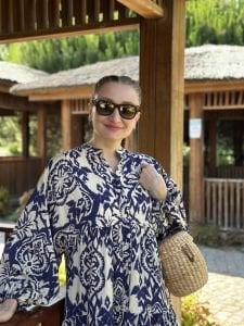 Laci Norq modal tensel katleya