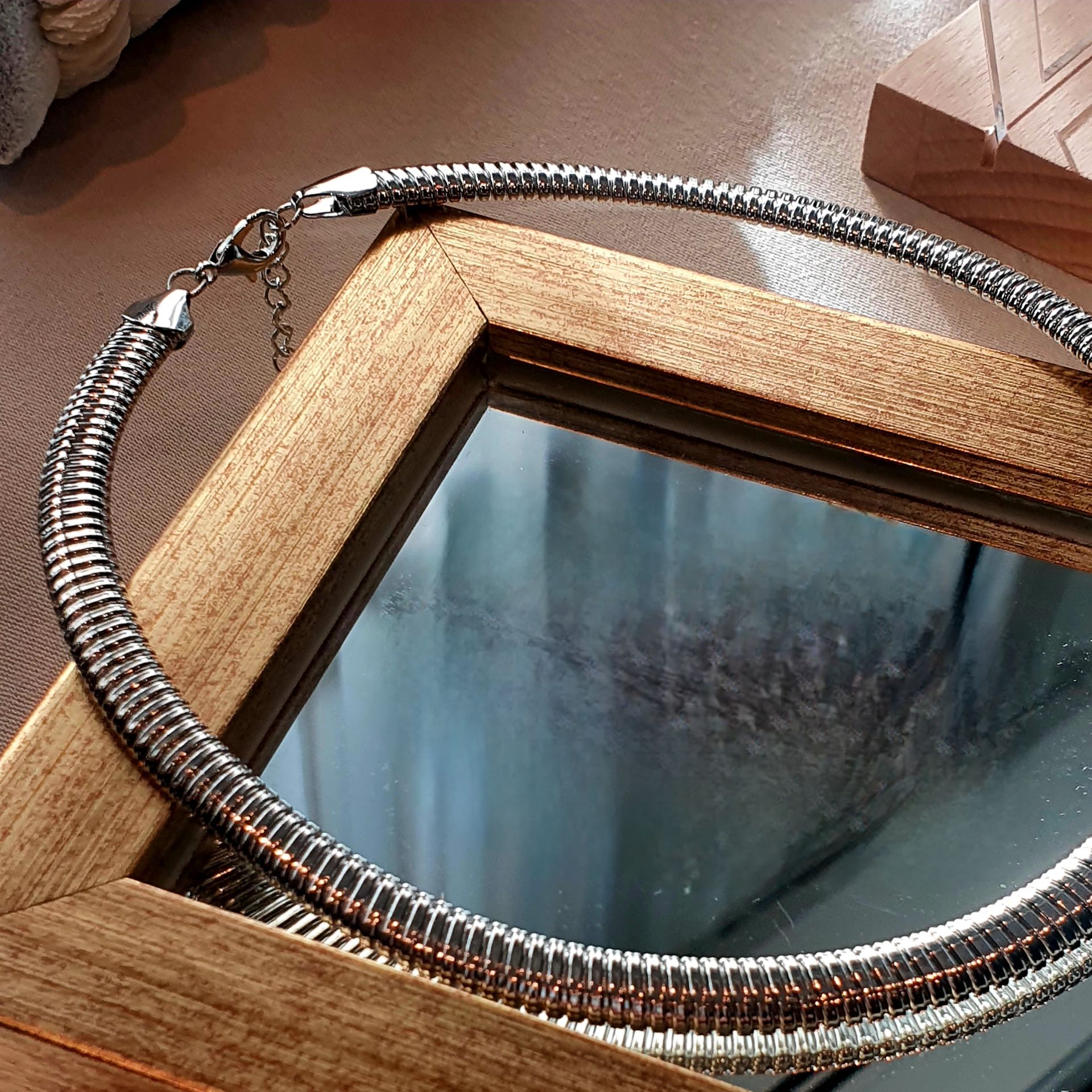 Gümüş Ezme Choker Kolye