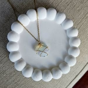 Opal Taşlı Kalp Kolye
