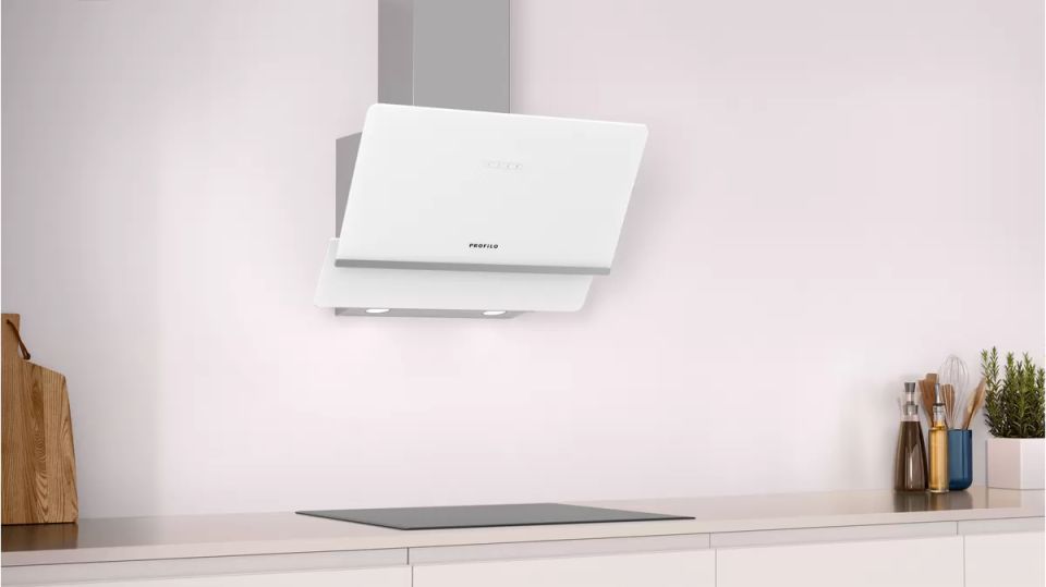 DVK6J621 Duvar Tipi Davlumbaz 60 cm Beyaz Cam Yüzey