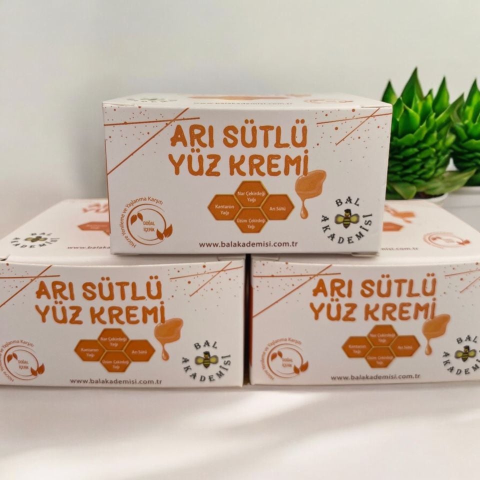 Doğal Arı Sütü Kremi 30 Ml