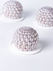 Pearls Cake