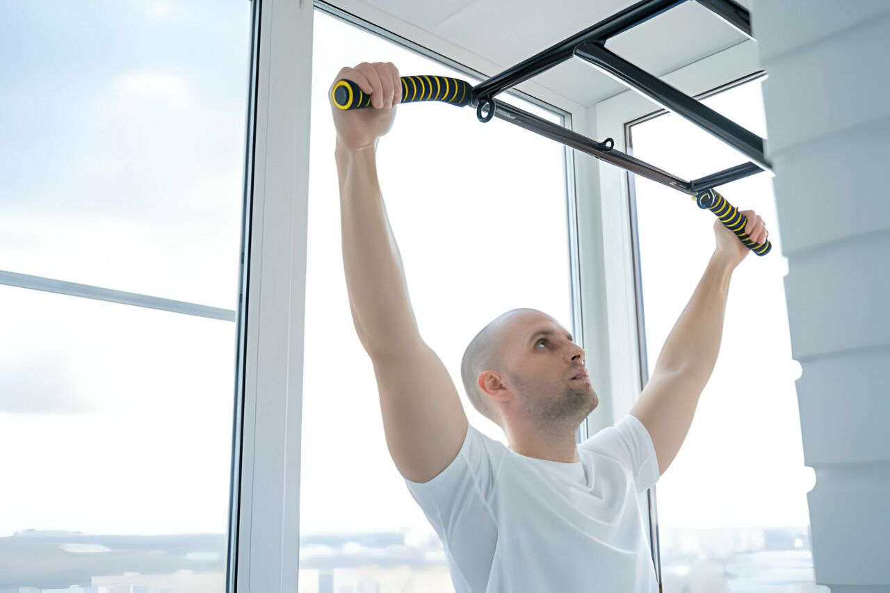 Duvara Monte Barfiksi Vücut Geliştirme ve Fitness İçin İdeal Egzersiz