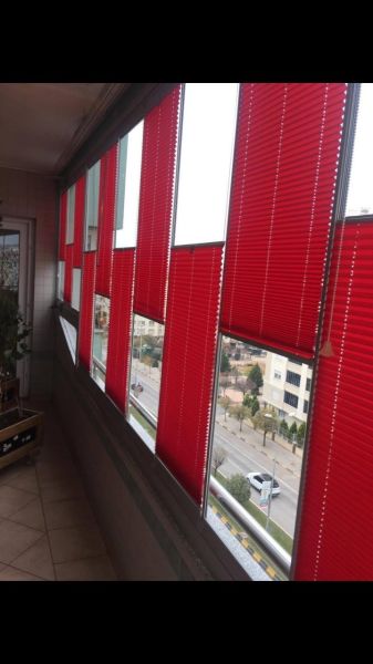 SARPAŞ Plise Ofis Cam Balkon Perdesi Kırmızı Kumaş Vidalı