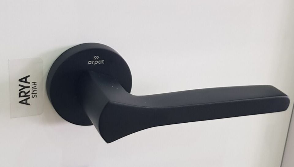 ARPAT ARYA SİYAH İTALYAN YUVARLAK ROZETLİ ALÜMİNYUM