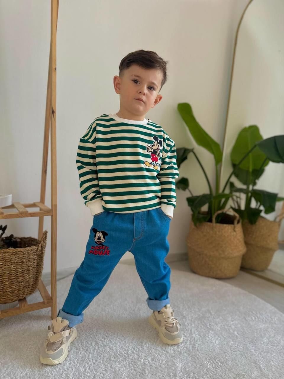 Mickey detaylı çizgili takım