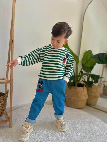 Mickey detaylı çizgili takım