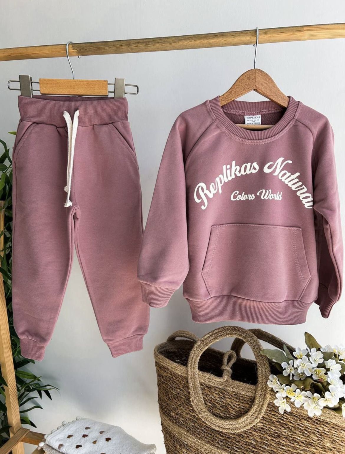 Gül kurusu sweatshirtlü takım