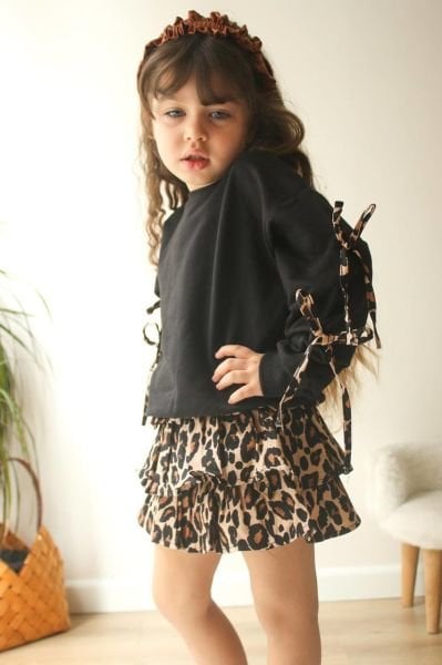 Leopar etekli takım