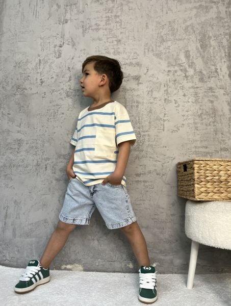 Denim şort penye tişört takım