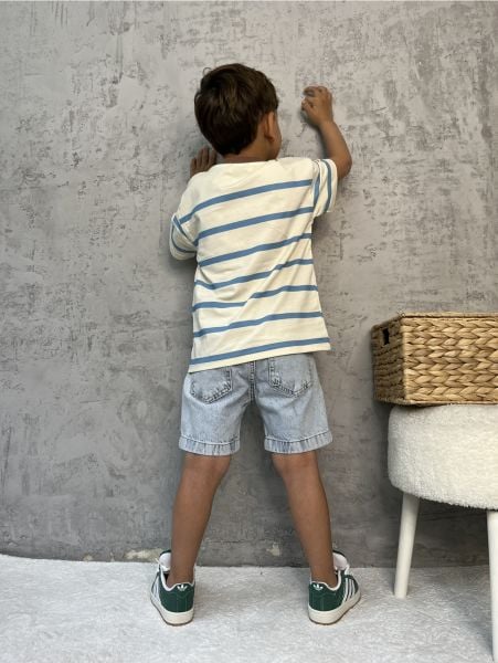 Denim şort penye tişört takım
