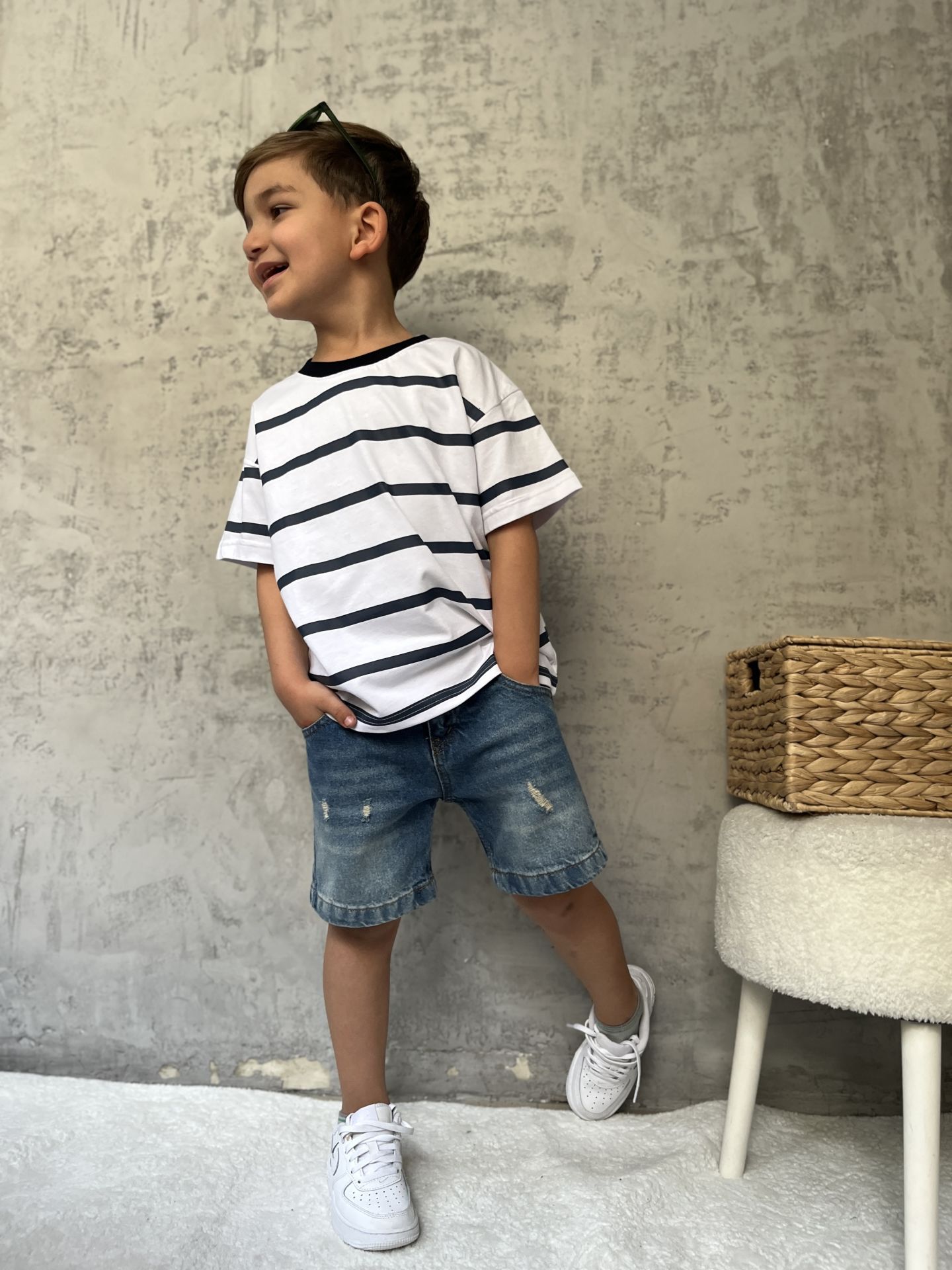 Denim şort çizgili tişört takım