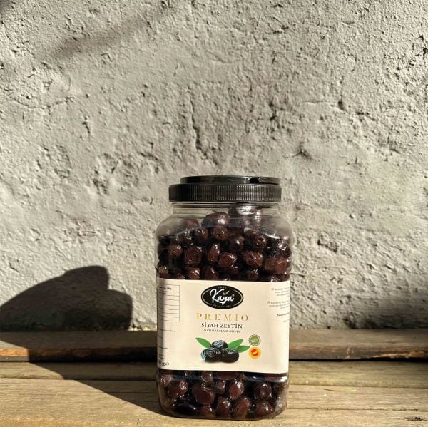 Gemlik Doğal Yağlı Salamura Premio Siyah Zeytin (1800gr Pet)