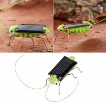 Günəş Enerjisiylə İşləyən Solar Robot Həşərat