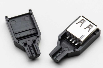 USB A Növü Örtüklü Soket - Dişi