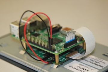 Raspberry Pi Rəsmi Touch Ekran