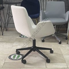 Begüm Siyah Ayaklı Çalışma Koltuğu Krem