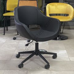 Store Siyah Ayaklı Çalışma Koltuğu