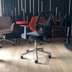 Nitro Krom Ayaklı Çalışma Koltuğu