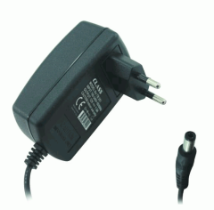 AD 220 - 5V 3A PLASTİK KASA 5.5*2.5 JAK ADAPTÖR