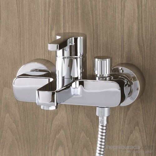 Grohe Lineare Tek Kumandalı Banyo Bataryası 33849000