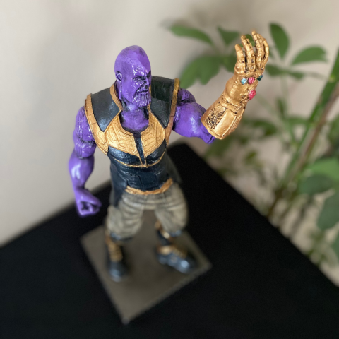 Marvel Karakteri Thanos Heykel Biblo