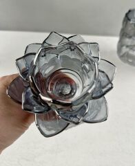 KRİSTAL AYAKLI LOTUS FÜME MUMLUK